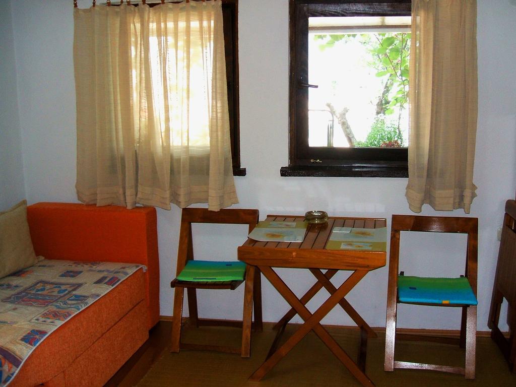 Zura Apartments Охрид Екстер'єр фото